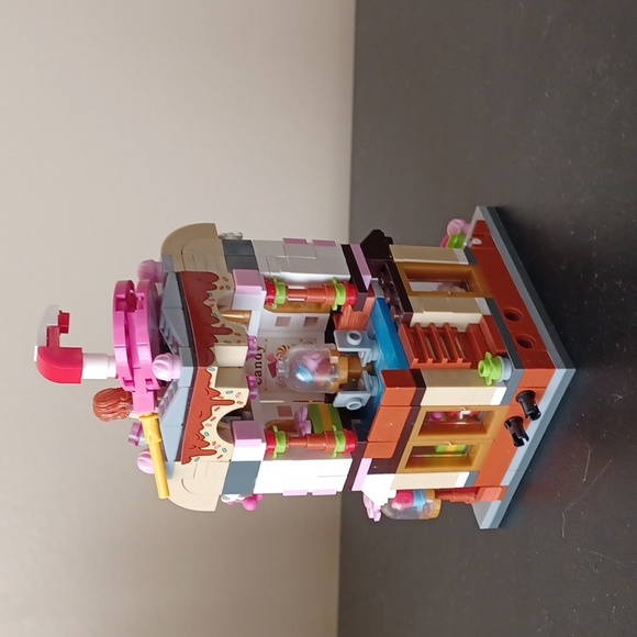 Set of 4 Miniature Blocks Pirate house,Candy shop, Nut store, Disney for age 8+ - Picture 9 of 14